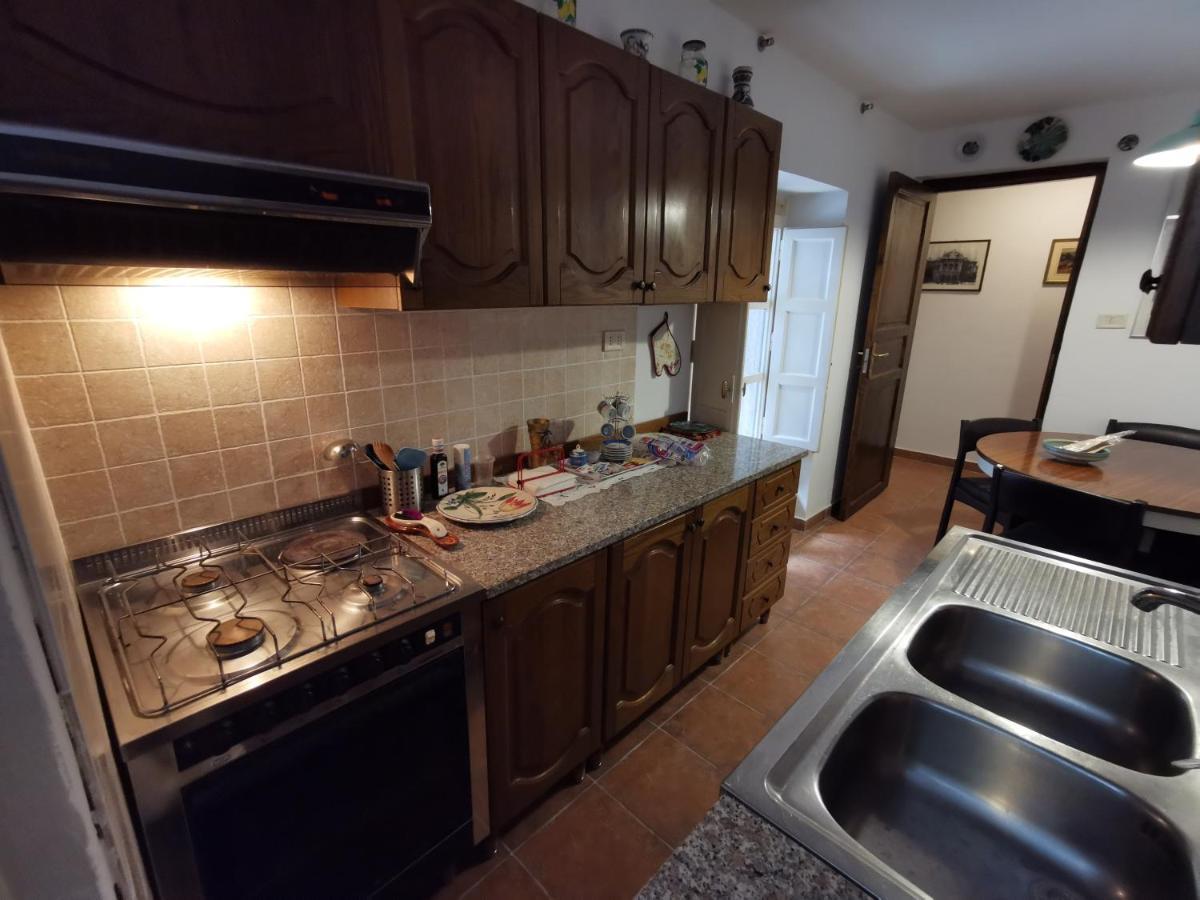 קטאניה House Stephanotus מראה חיצוני תמונה