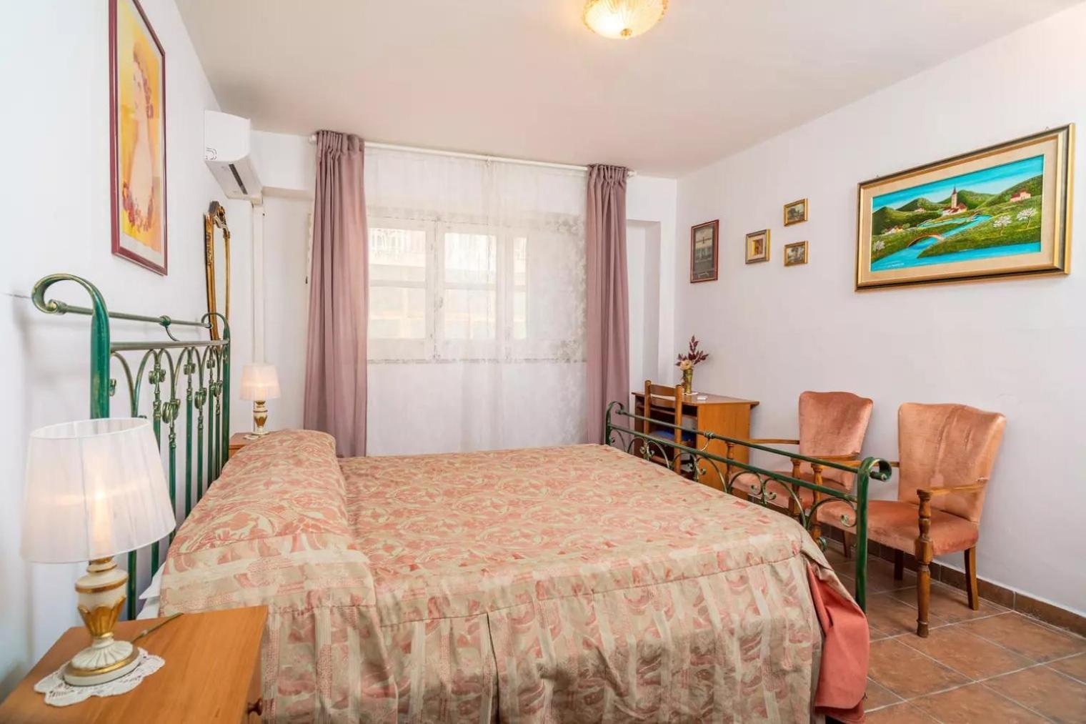 קטאניה House Stephanotus מראה חיצוני תמונה